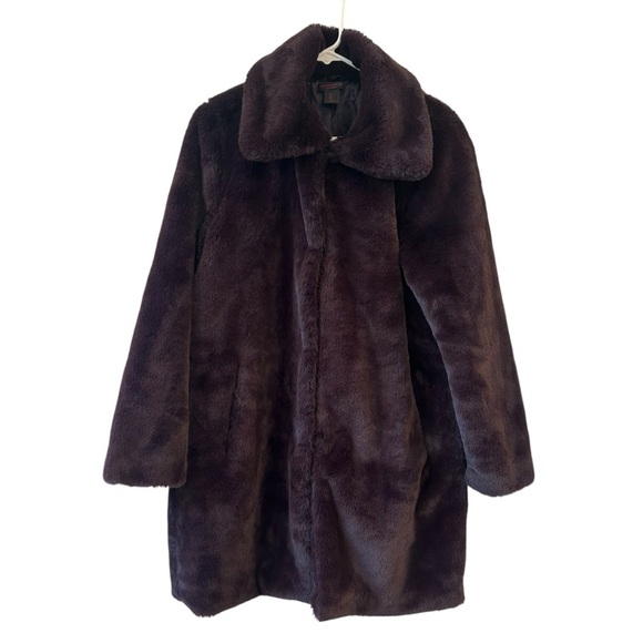 Luxurious Faux Fur Coat in Rich Merlot Burgundy Purple Large 💜 - Picture 1 of 5